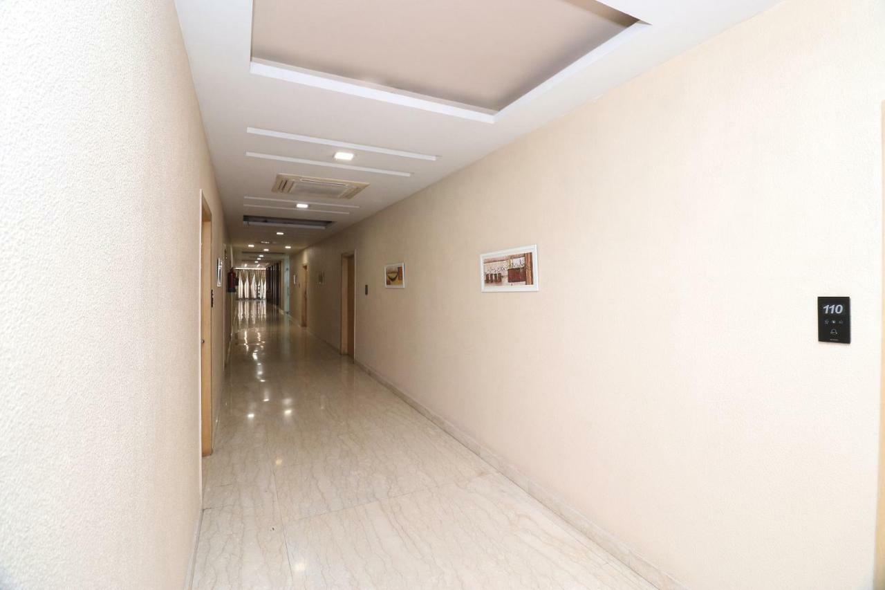 Oyo 5843 Hotel Yash Inn Mirzāpur エクステリア 写真